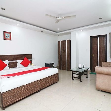 Oyo 10257 Hotel Lotus Park Gurgaon Esterno foto
