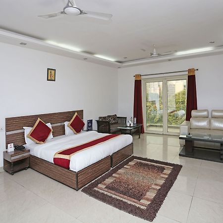 Oyo 10257 Hotel Lotus Park Gurgaon Esterno foto