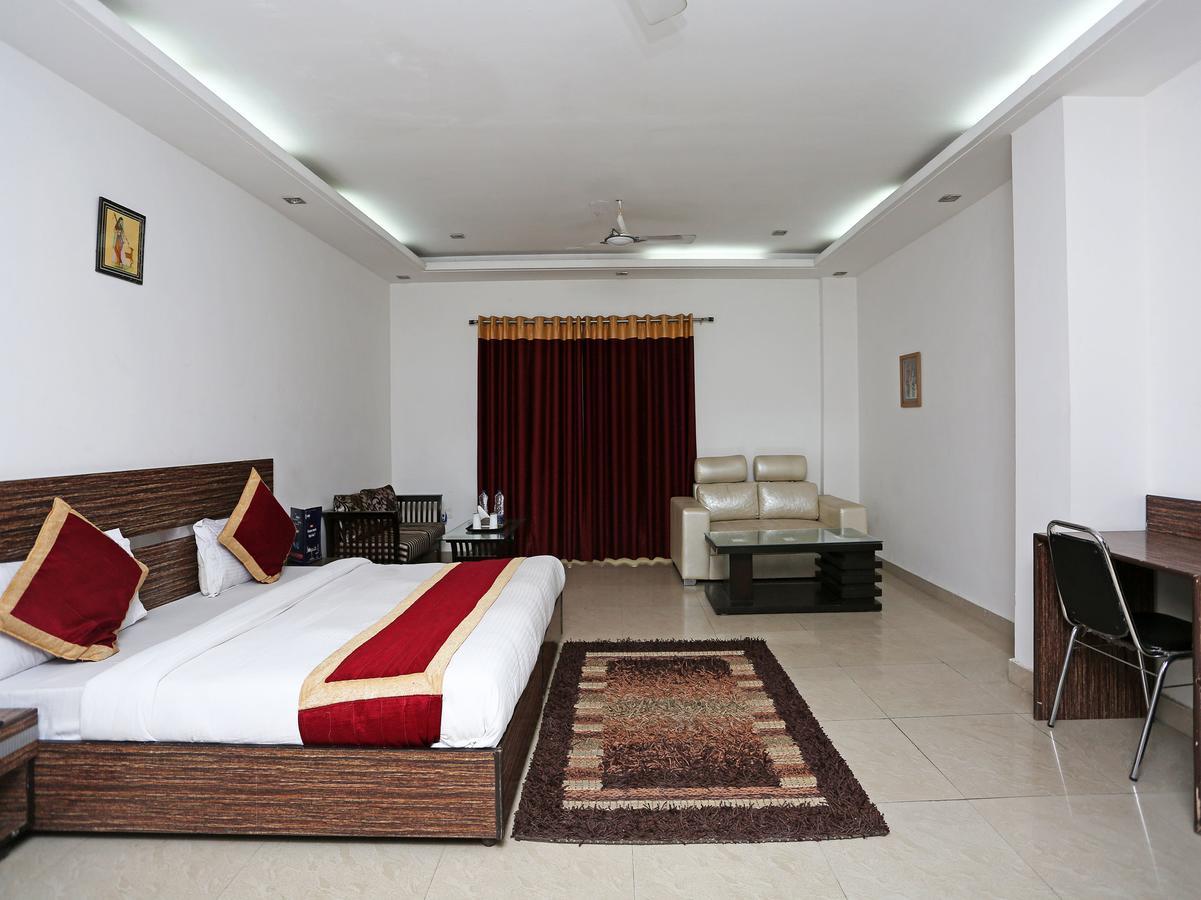 Oyo 10257 Hotel Lotus Park Gurgaon Esterno foto