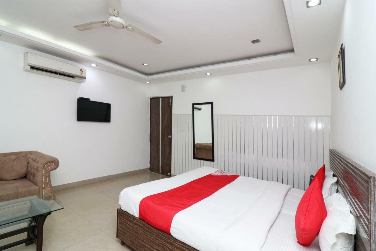 Oyo 10257 Hotel Lotus Park Gurgaon Esterno foto