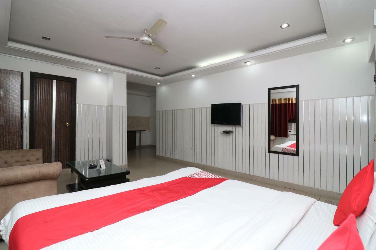 Oyo 10257 Hotel Lotus Park Gurgaon Esterno foto